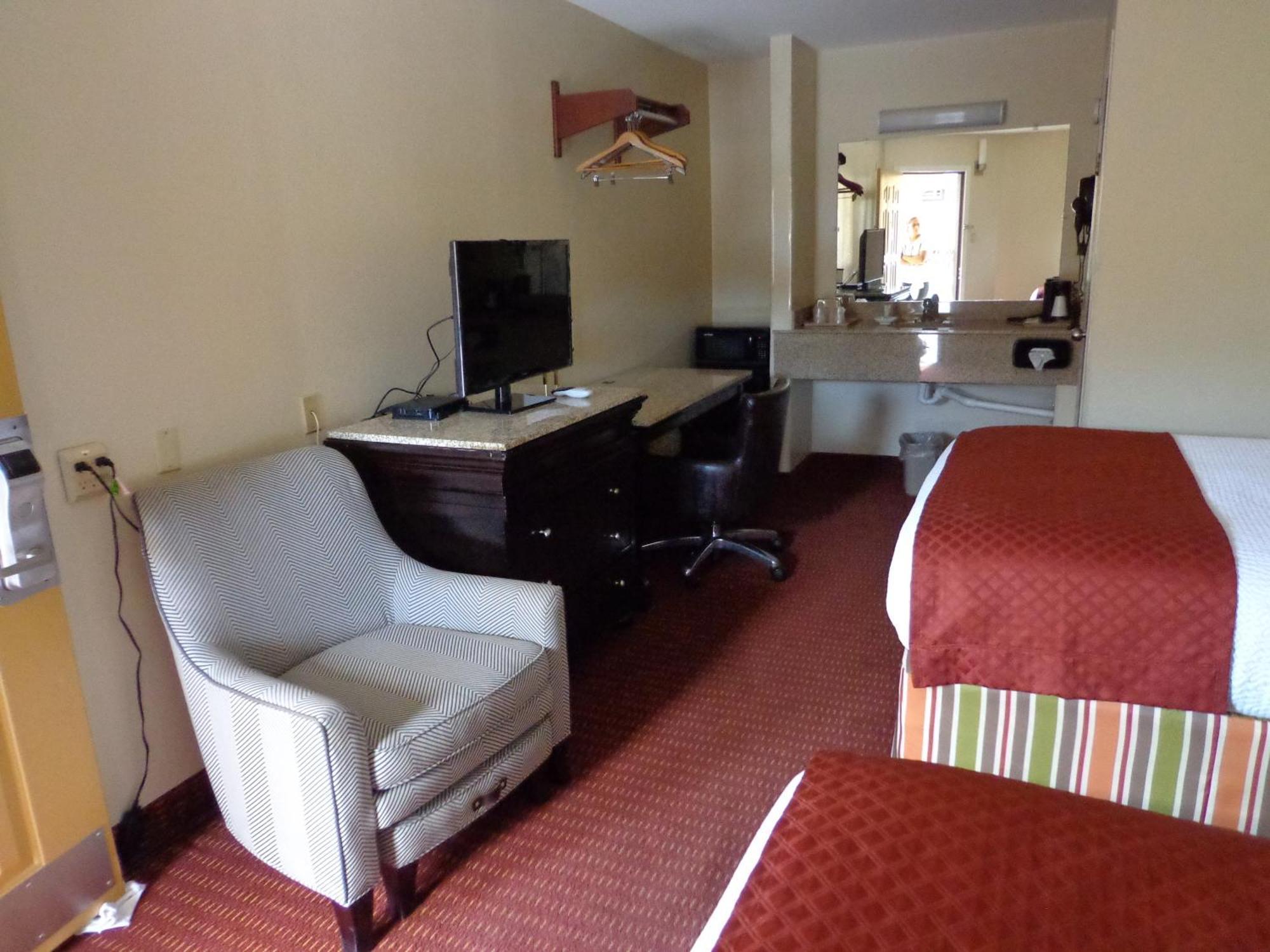 Economy Inn Express Warren エクステリア 写真