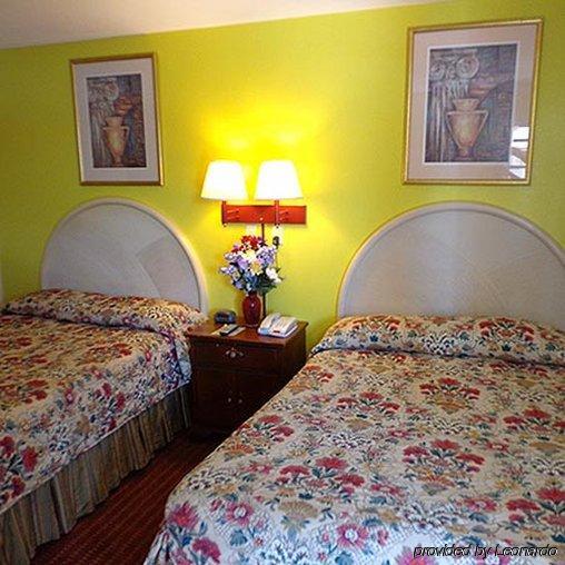 Economy Inn Express Warren エクステリア 写真
