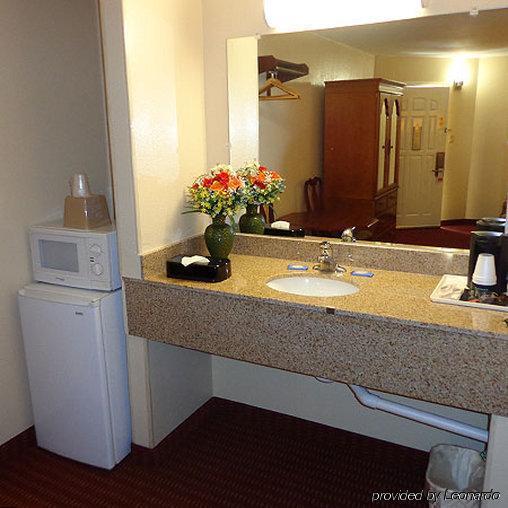 Economy Inn Express Warren エクステリア 写真