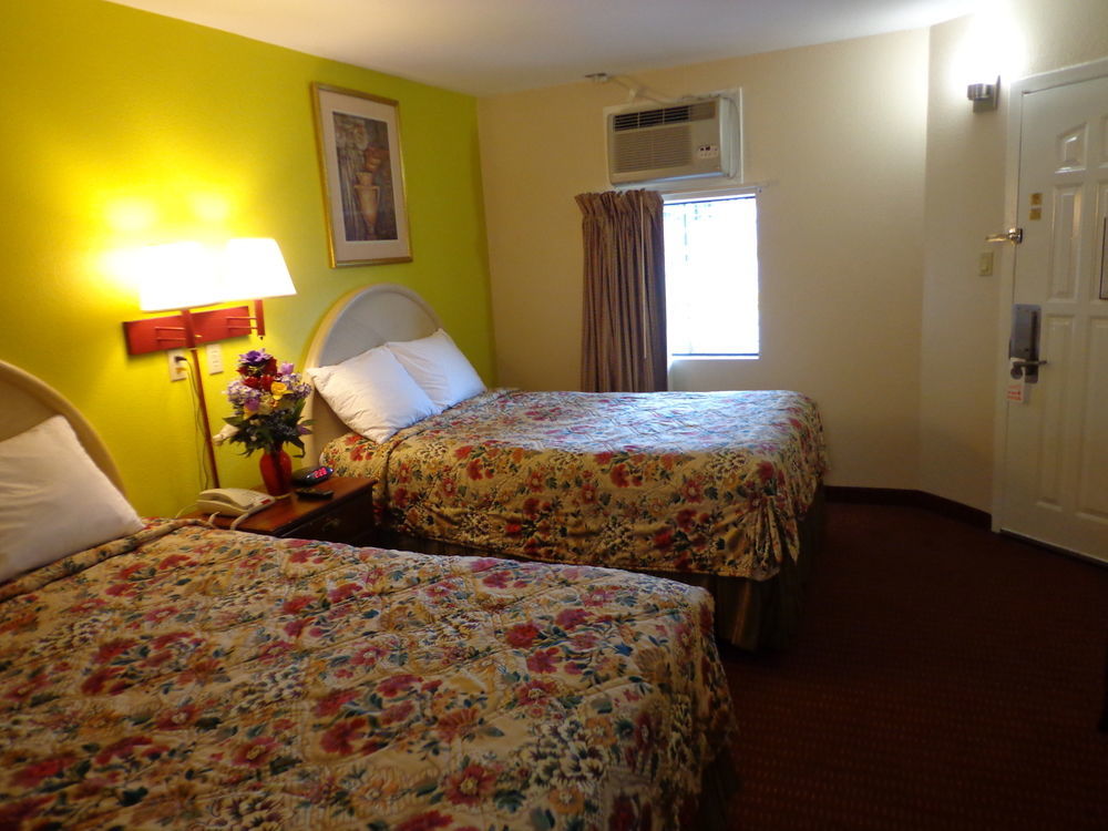 Economy Inn Express Warren エクステリア 写真